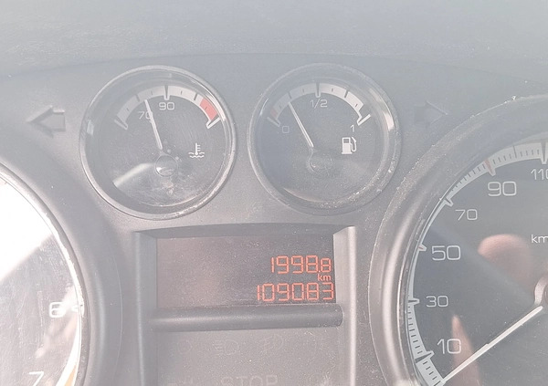 Peugeot 308 cena 14800 przebieg: 109350, rok produkcji 2012 z Gniezno małe 352